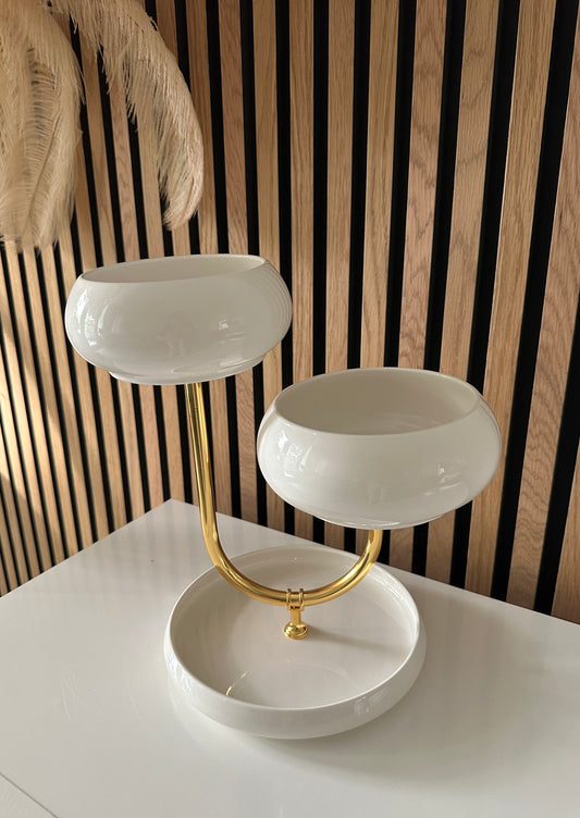 Moderne Chubby Etagere-3 Porzellanschalen mit goldenem Ständer