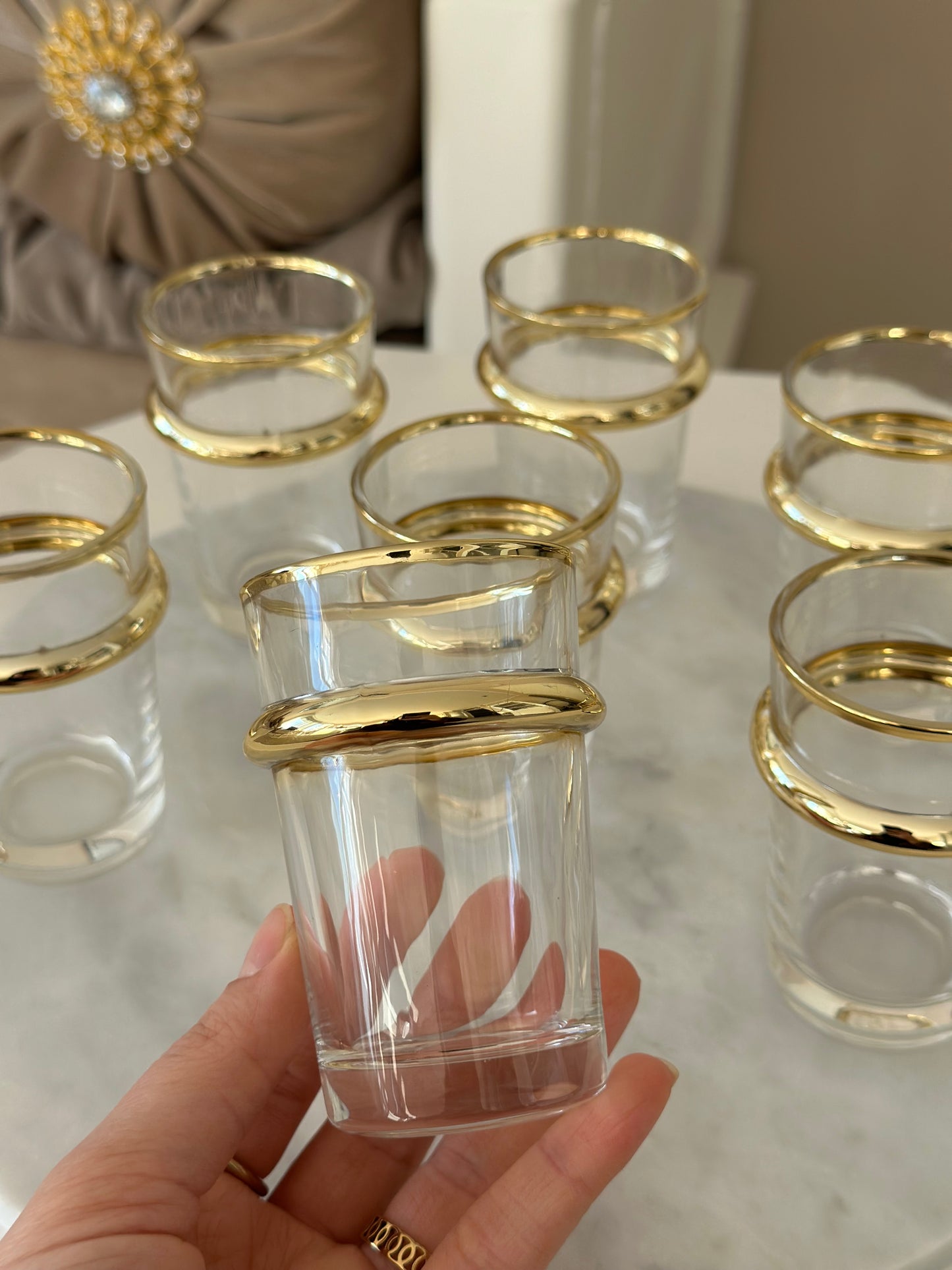 Marokkanische Teegläser mit goldenem Rand